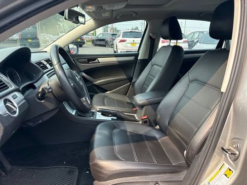 Used 2013 Volkswagen Passat 2.5 SE FWD image 13