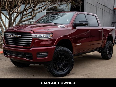 Used 2025 RAM 1500 Laramie w/ Laramie Southwest Edition image 5