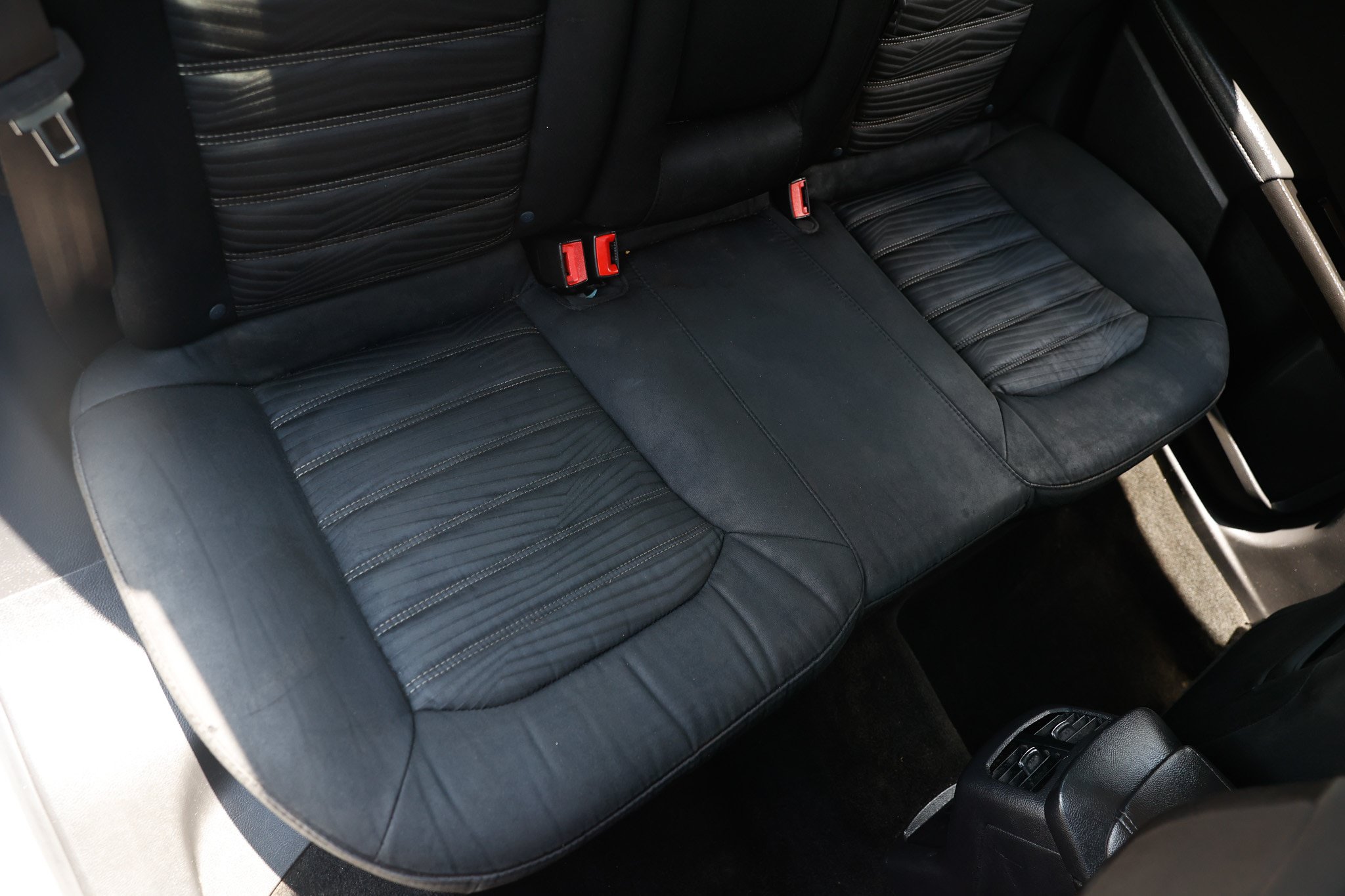 Used 2016 Ford Fusion SE FWD image 16