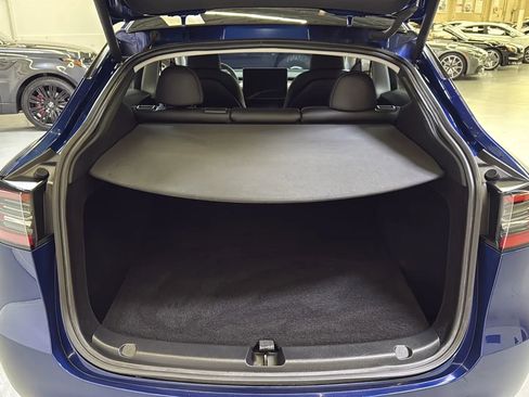 Used 2024 Tesla Model Y Performance AWD/4WD image 21
