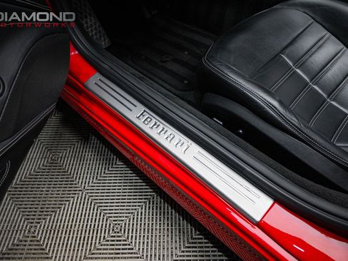 Used 2015 Ferrari California T image 66