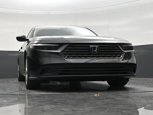 Used 2023 Honda Accord LX image 25