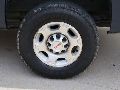 Used 2009 GMC Sierra 2500 SLE w/ Convenience Package AWD/4WD image 27