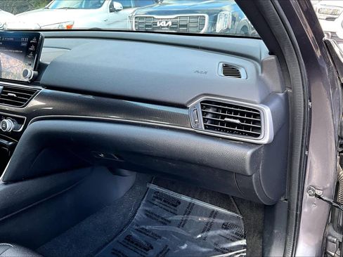Used 2020 Honda Accord Sport image 17