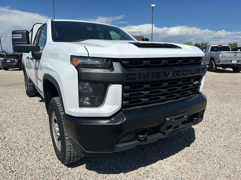 Used 2021 Chevrolet Silverado 2500 W/T w/ WT Convenience Package AWD/4WD image 2
