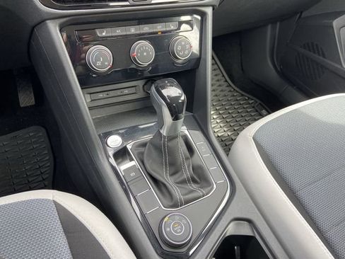 Used 2025 Volkswagen Taos S image 20