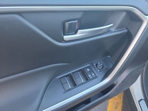 Certified 2023 Toyota RAV4 XLE w/ Convenience Package image 15