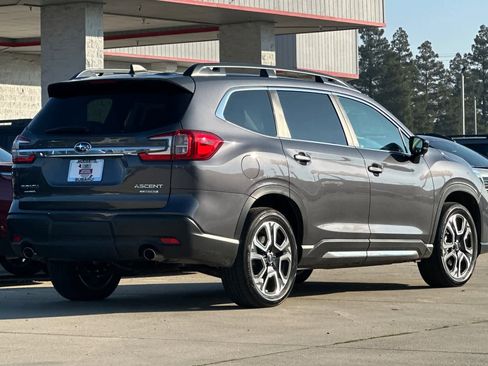 Certified 2025 Subaru Ascent Limited w/ Popular Package #2 image 3