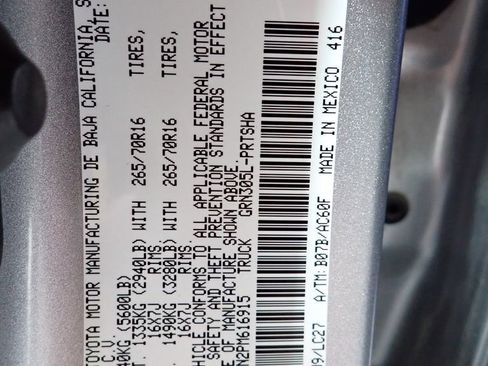 Used 2023 Toyota Tacoma TRD Off-Road w/ TRD Premium Off Road Package image 40