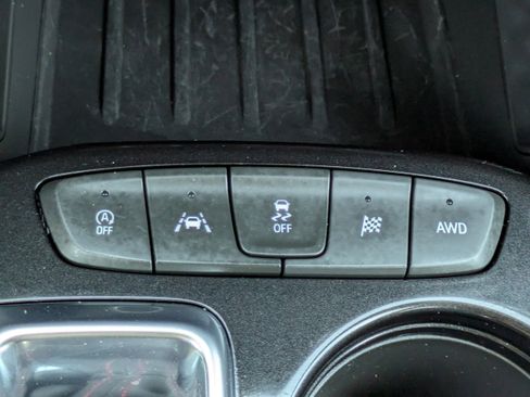 Used 2021 Chevrolet TrailBlazer RS w/ Convenience Package image 26