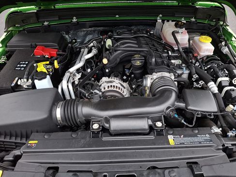 Certified 2026 Jeep Wrangler Unlimited Sahara w/ Safety Group AWD/4WD image 28