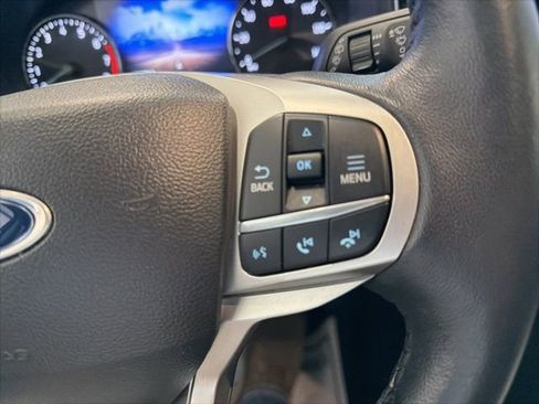 Used 2023 Ford Explorer XLT w/ Equipment Group 202A AWD/4WD image 31