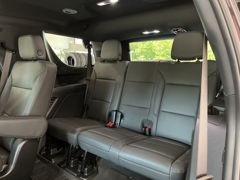 New 2026 Chevrolet Tahoe LT w/ Comfort Package RWD image 18
