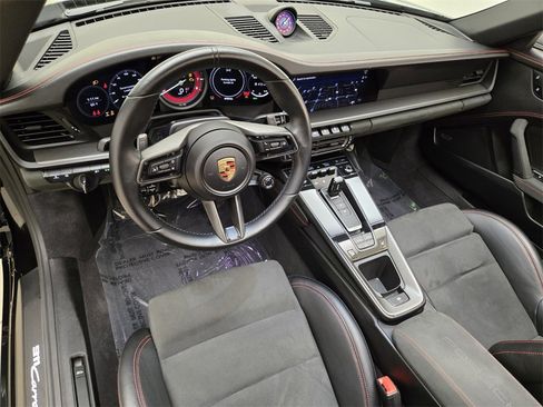 Used 2023 Porsche 911 Carrera 4 GTS image 19