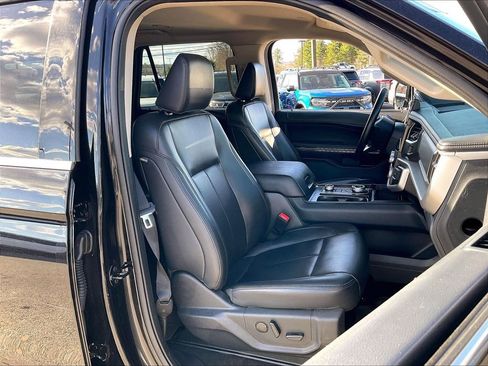 Used 2024 Ford Expedition Max XLT AWD/4WD image 10