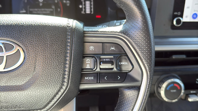 Certified 2025 Toyota 4Runner SR5 AWD/4WD image 13