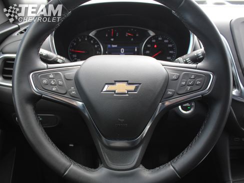 Used 2024 Chevrolet Equinox LT AWD/4WD image 13