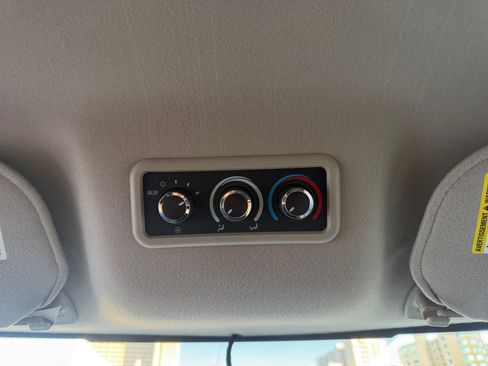 Used 2014 Chevrolet Express 1500 LS image 20