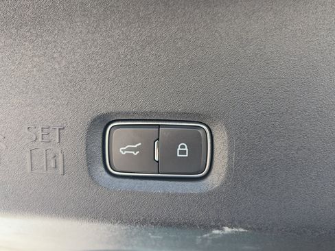 Used 2025 Ford Expedition Max Platinum AWD/4WD image 35
