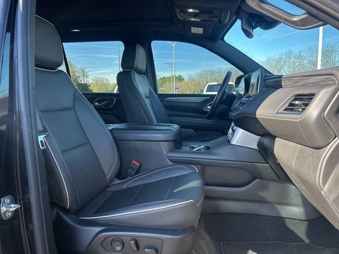 Used 2023 GMC Yukon SLT image 8