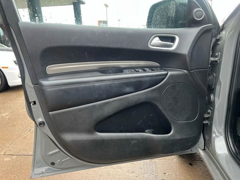 Used 2020 Dodge Durango SXT image 12