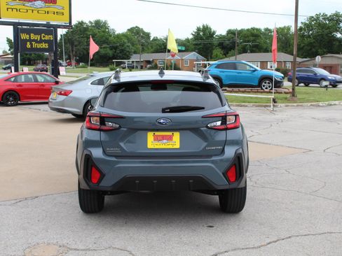 Used 2024 Subaru Crosstrek 2.0i Premium AWD/4WD image 6