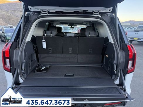 New 2025 Ford Expedition Active image 11