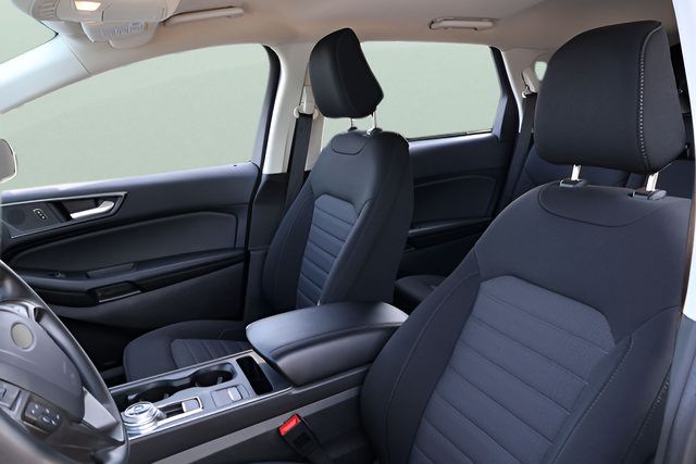 Used 2024 Ford Edge SE AWD/4WD image 14