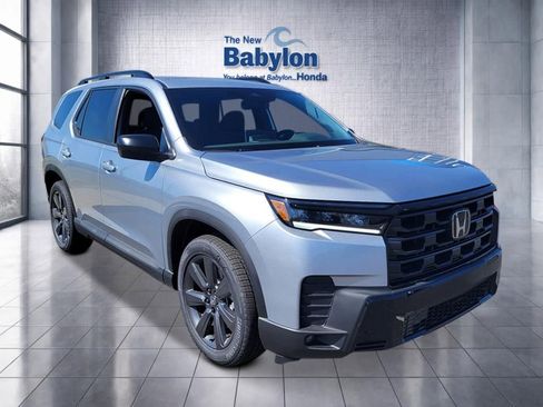 New 2026 Honda Pilot Sport image 7