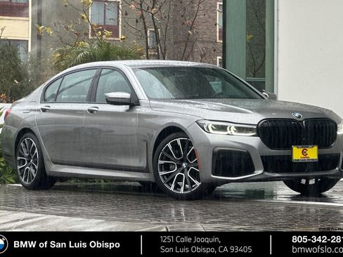 Used 2020 BMW 740i w/ M Sport Package image 1