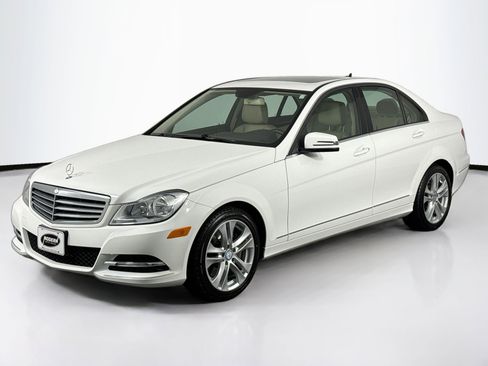 Used 2013 Mercedes-Benz C 300 4MATIC Sedan image 6