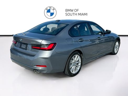 Used 2023 BMW 330i Sedan w/ Driving Assistance Package RWD image 7