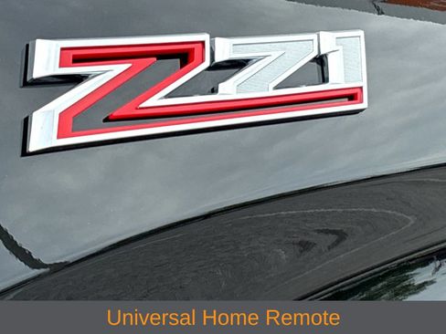 Used 2025 Chevrolet Silverado 1500 LT Trail Boss w/ Convenience Package II AWD/4WD image 28