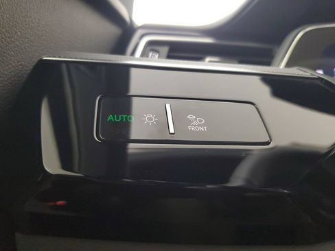 Used 2024 Audi Q8 e-tron Prestige w/ Prestige Package AWD/4WD image 34