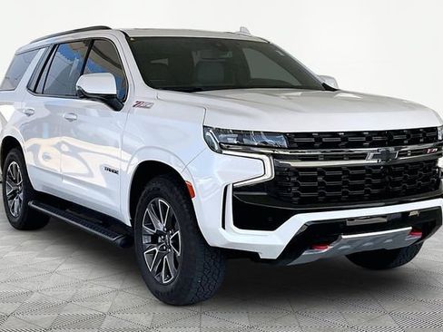 Used 2022 Chevrolet Tahoe Z71 w/ Z71 Off-Road Package AWD/4WD image 1