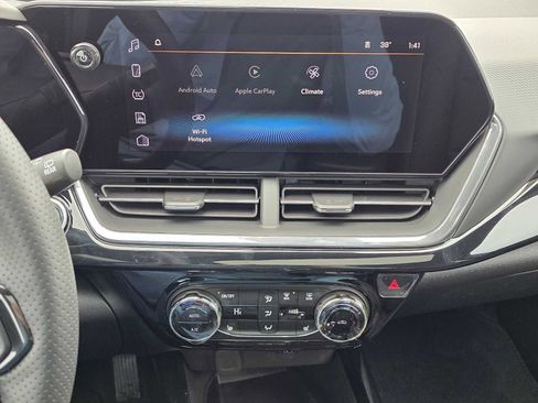 New 2026 Chevrolet Trax RS w/ Sunroof Package FWD image 25