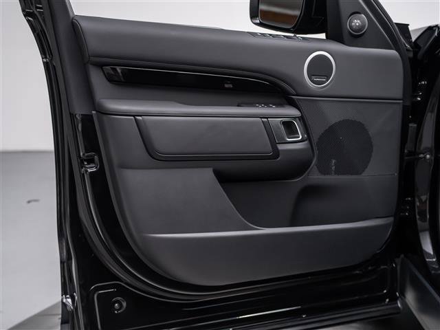 New 2026 Land Rover Discovery S AWD/4WD image 23
