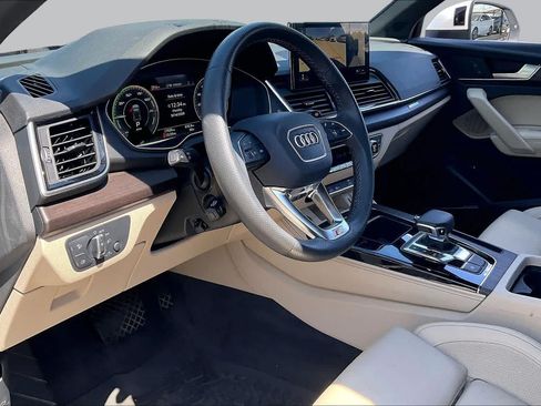 Used 2024 Audi Q5 e Premium Plus AWD/4WD image 18