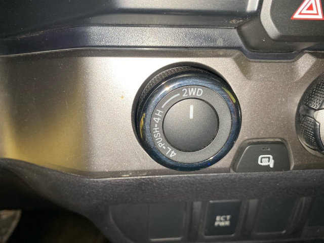 Used 2022 Toyota Tacoma SR AWD/4WD image 35