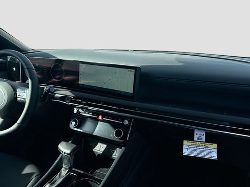 New 2025 Hyundai Santa Cruz Limited image 24