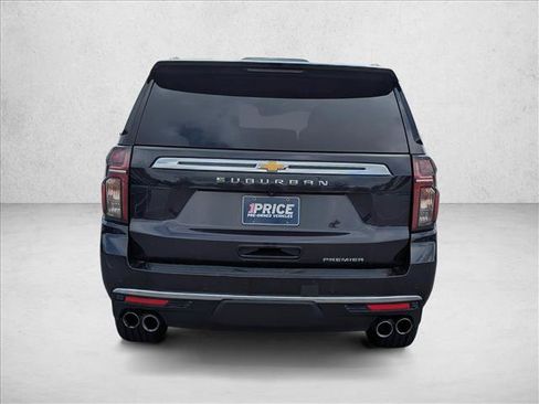 Used 2023 Chevrolet Suburban Premier RWD image 6