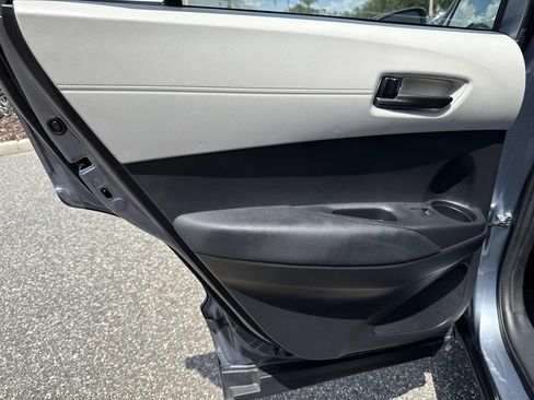 Used 2023 Toyota Corolla Cross L FWD image 13