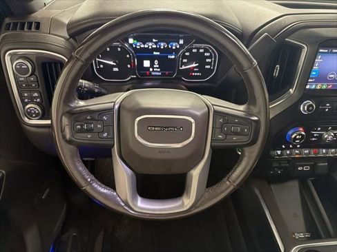 Used 2020 GMC Sierra 3500 Denali w/ Denali Ultimate Package AWD/4WD image 16