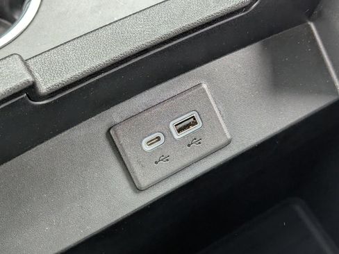 Used 2023 GMC Yukon SLT image 24