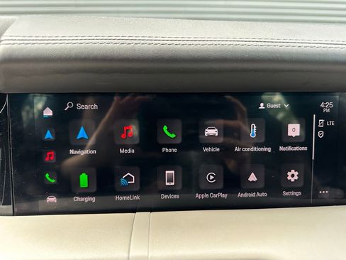 Certified 2024 Porsche Taycan image 29