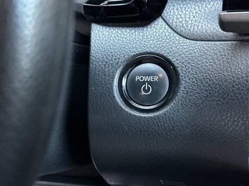 Used 2025 Toyota Camry LE FWD image 19