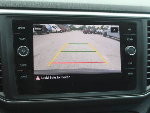 Used 2020 Volkswagen Atlas Cross Sport SE FWD image 28