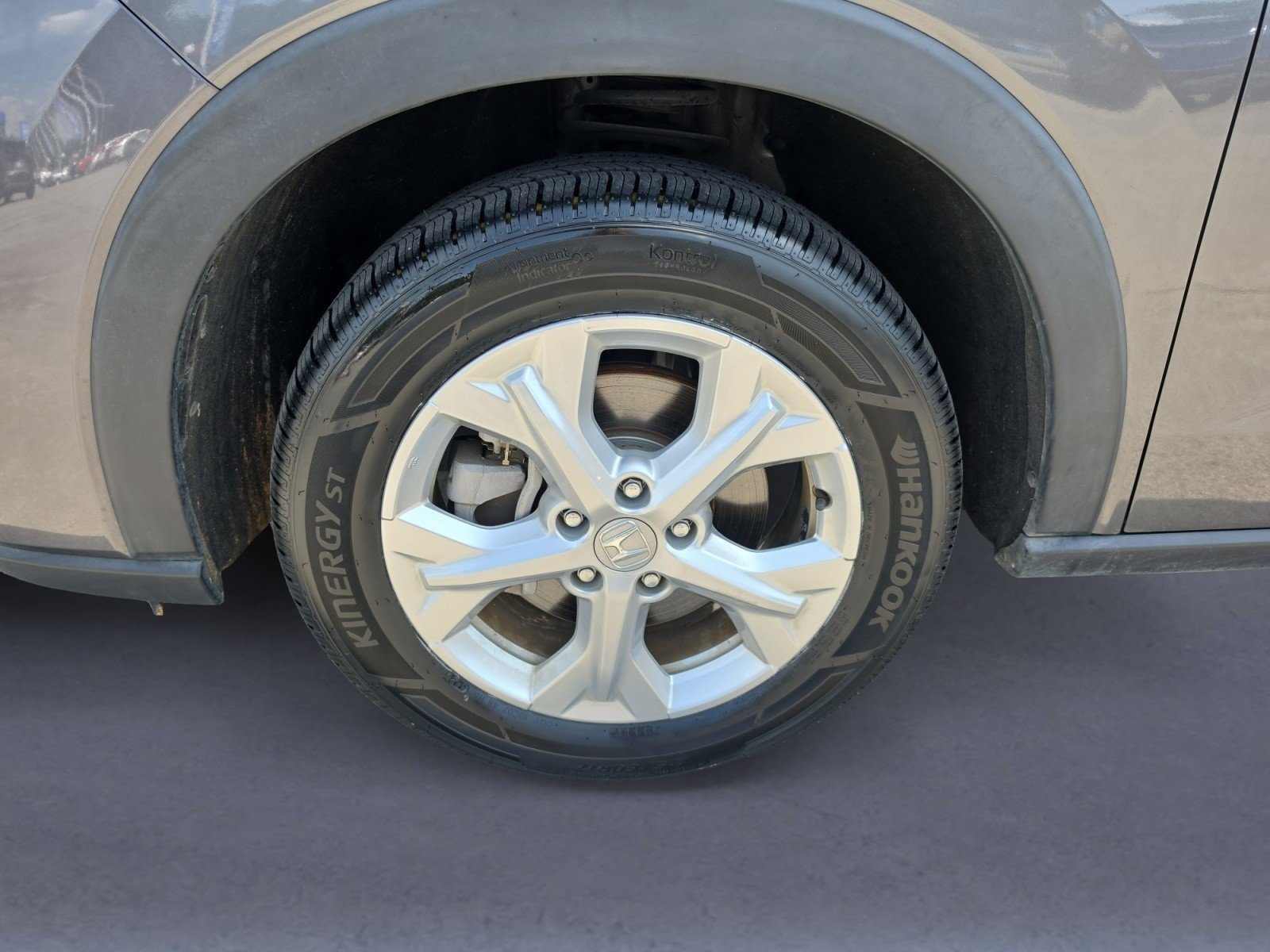 Used 2025 Honda HR-V LX image 29