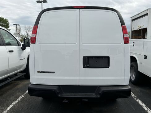 New 2025 Chevrolet Express 2500 w/ Driver Convenience Package RWD image 6