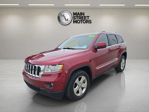 Used 2012 Jeep Grand Cherokee Laredo AWD/4WD image 1